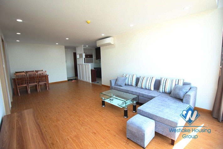 A classic and afforable 2 bedroom apartment for rent in Cau Giay District